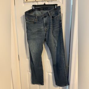 Lucky Brand jeans. 363 Straight.